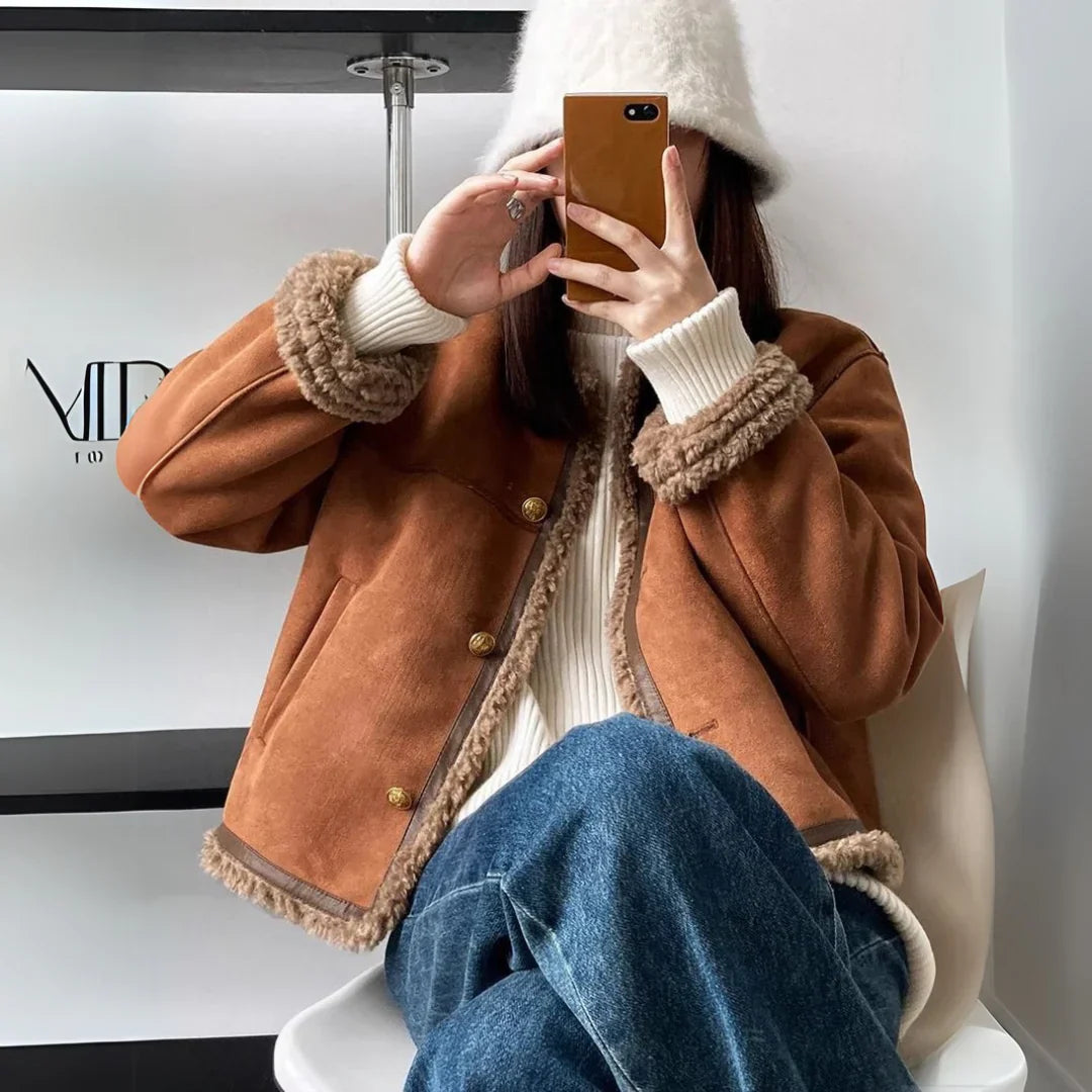 TESSA | YOUR EFFORTLESS WINTER ELEGANCE