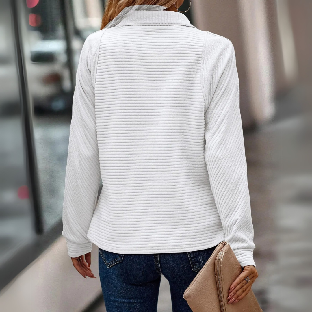 SUZANNE | ELEGANT HALF-ZIP SWEATER