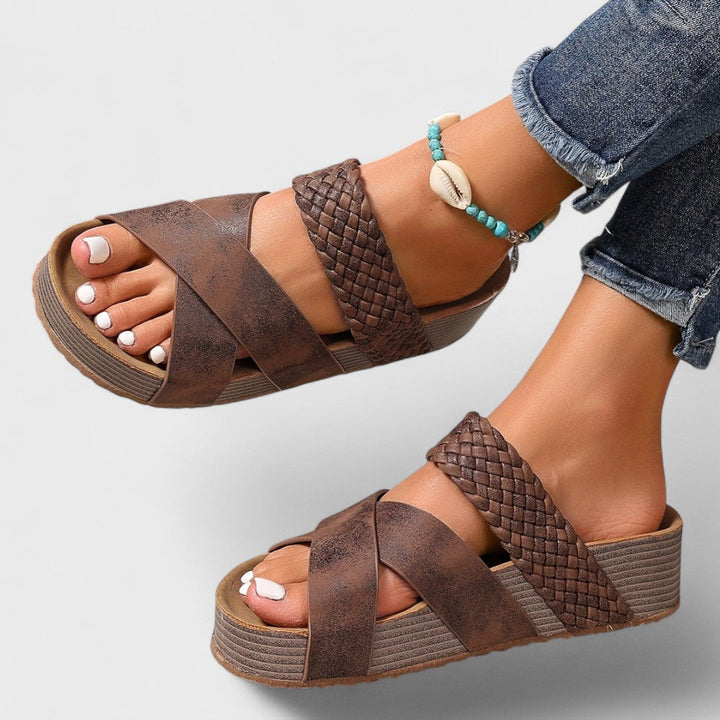 LILY | LEATHER ORTHOPEDIC SANDALS