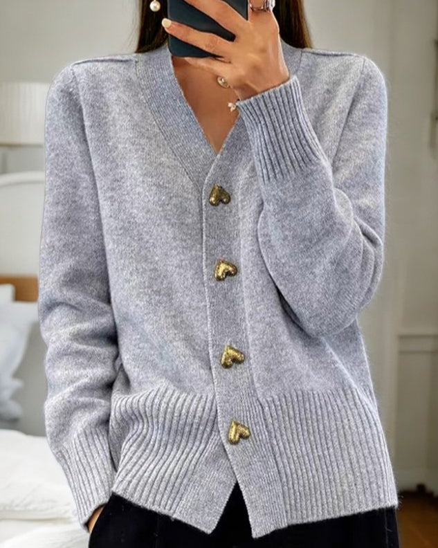 ADELE | ELEGANT SOFT CARDIGAN WITH HEART SHAPED BUTTONS